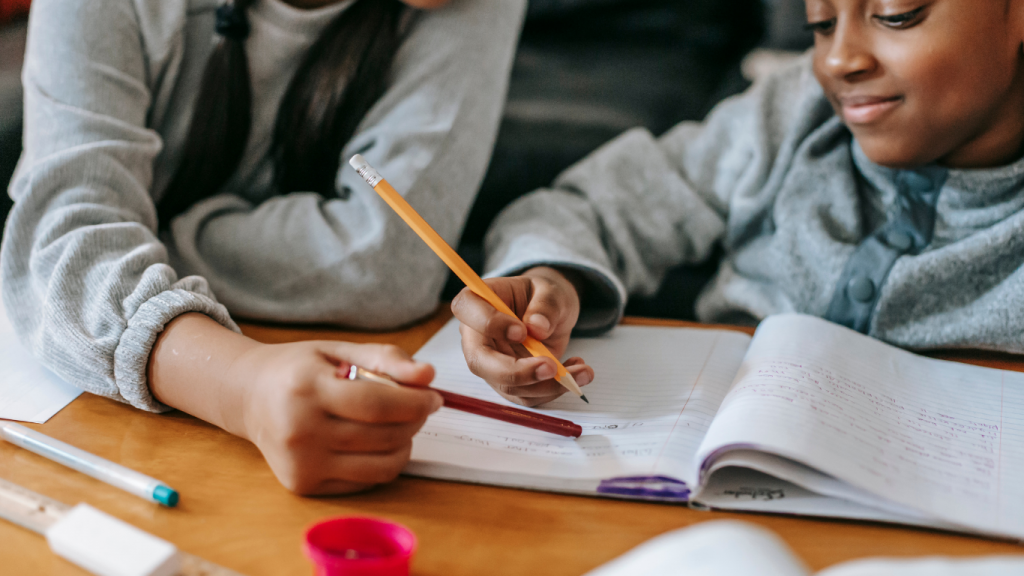 القراءة التفاعلية للأطفال